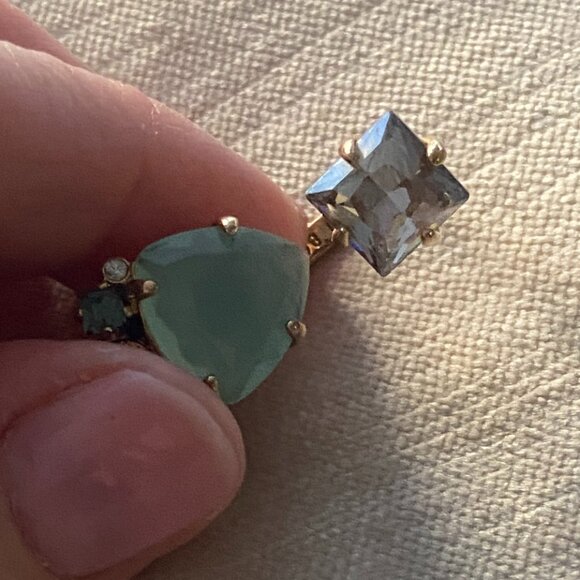 Henri Bendel Stone & Gold ring moi and toi green and clear stone gold ring - Picture 4 of 7